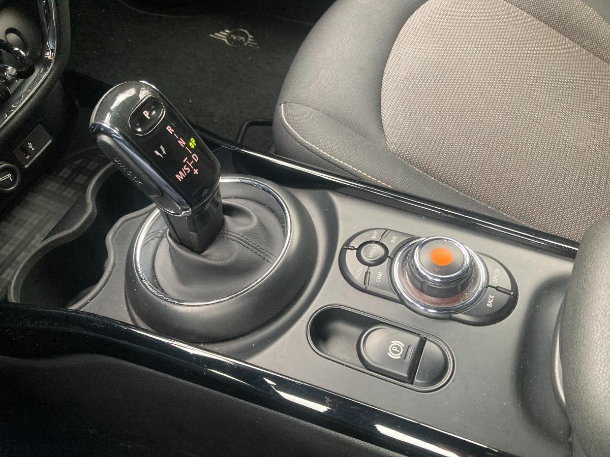 MINI Mini Clubman 1.5 One D Business auto