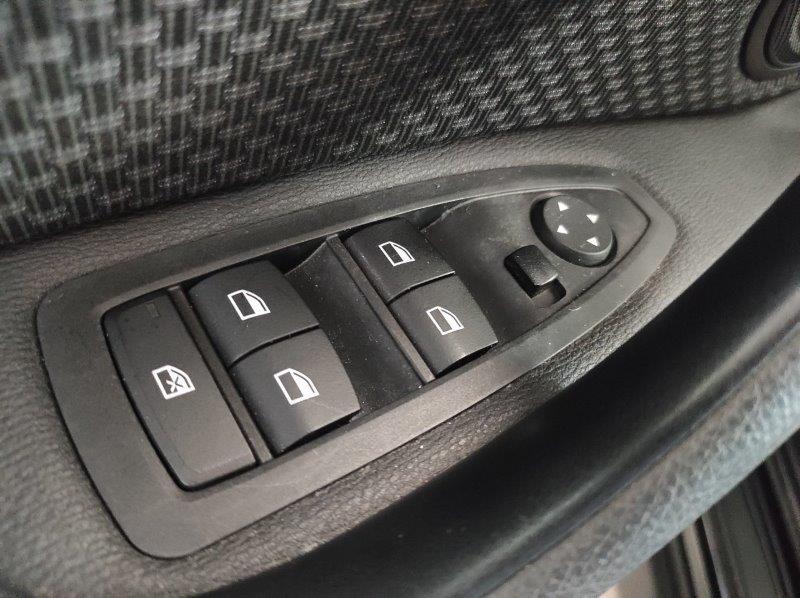 BMW X1 (F48) - X1 sDrive16d