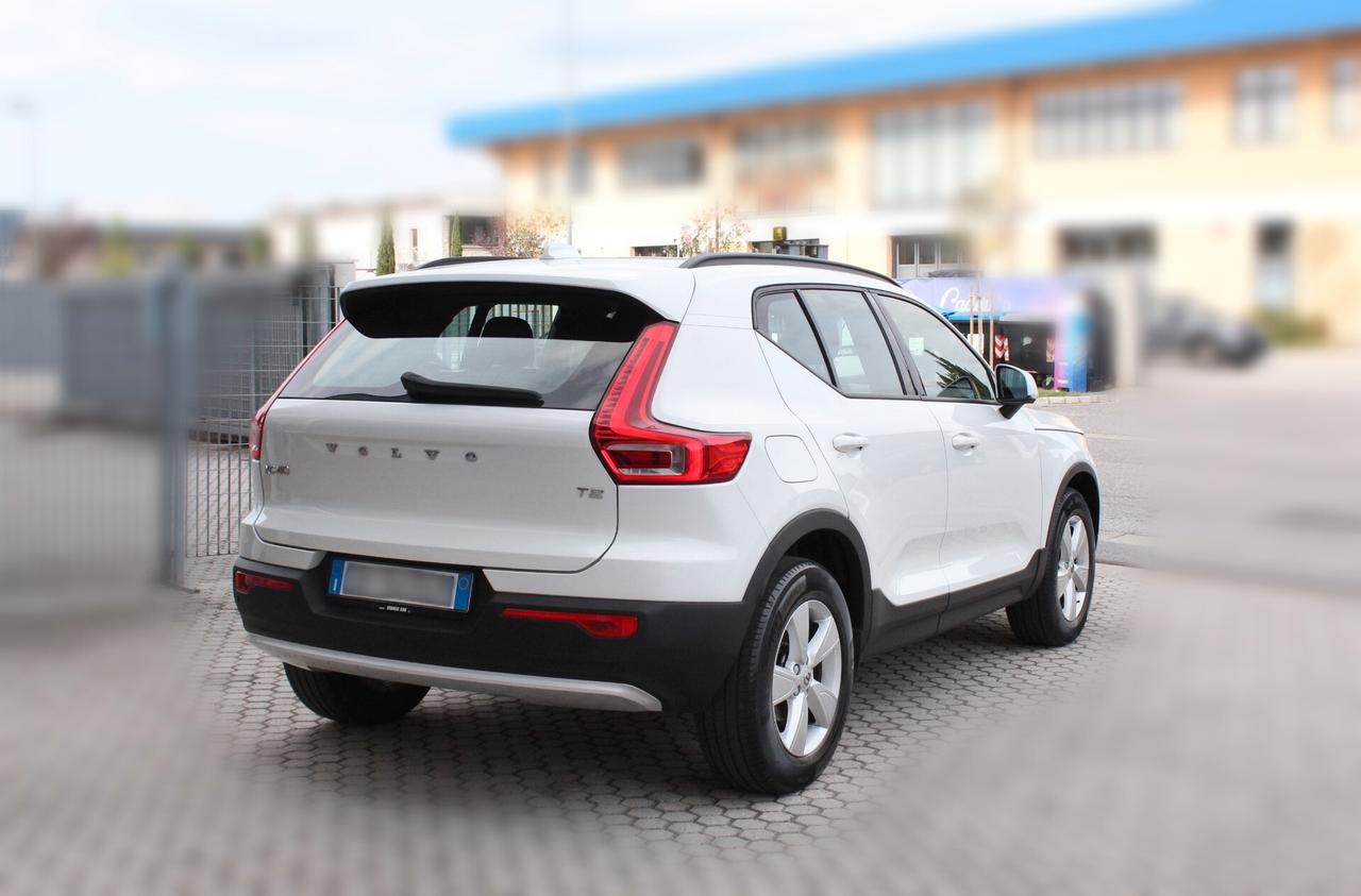 Volvo XC40 T2 automatico Essential