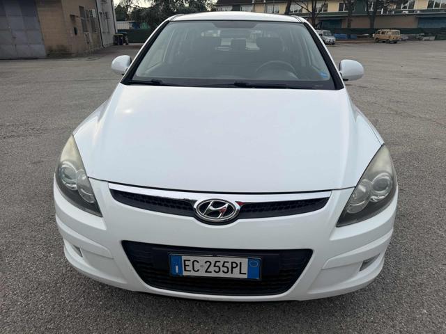 HYUNDAI i30 1.6 CRDi 90CV 6m. 5p. Limited Edition Bellissima