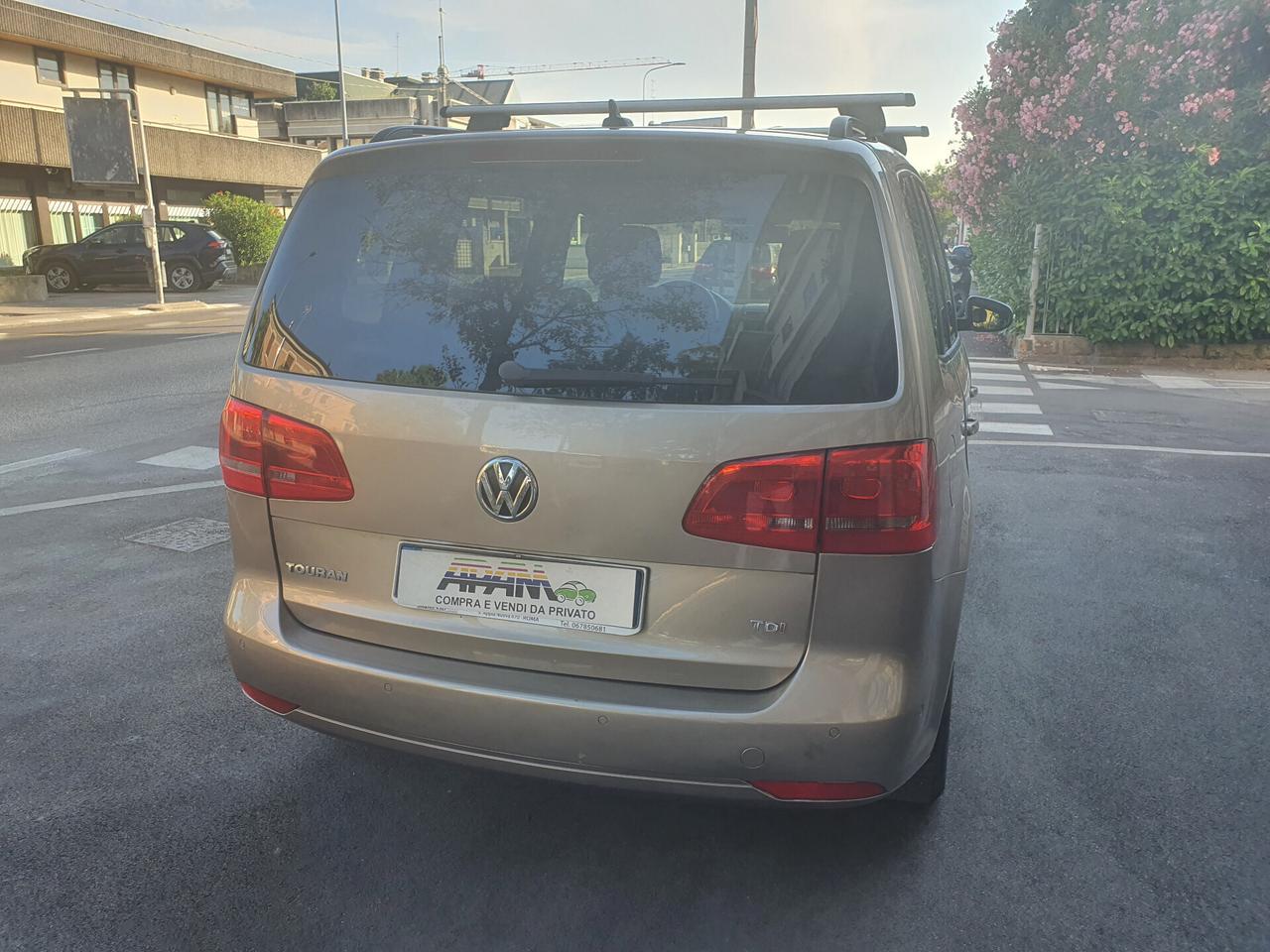 Volkswagen Touran 1.6 TDI DSG Comfortline AUTOMATICO
