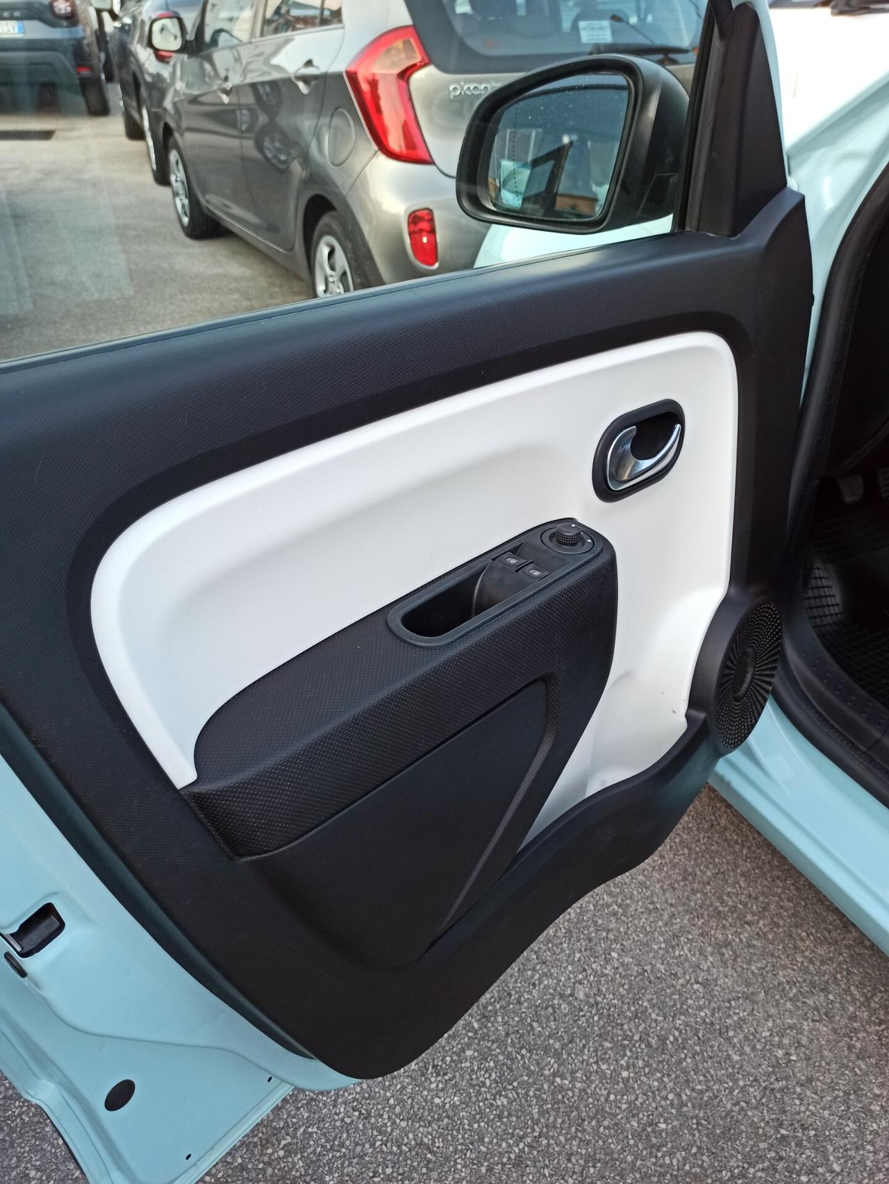 Renault Twingo 900 TCe 90 CV GPL La Parisienne Impeccabile
