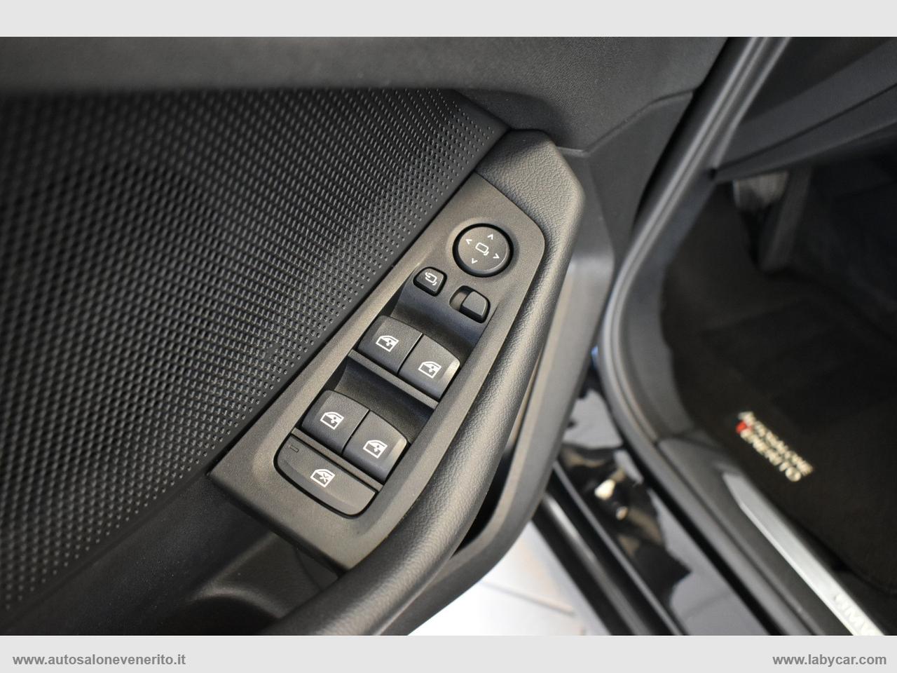 BMW 118d 5p. Business Advantage