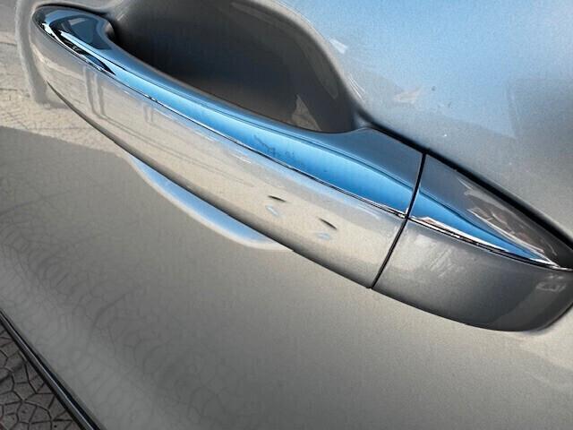 Renault Grand Scenic dCi 8V 110 CV EDC Energy Sport Edition2