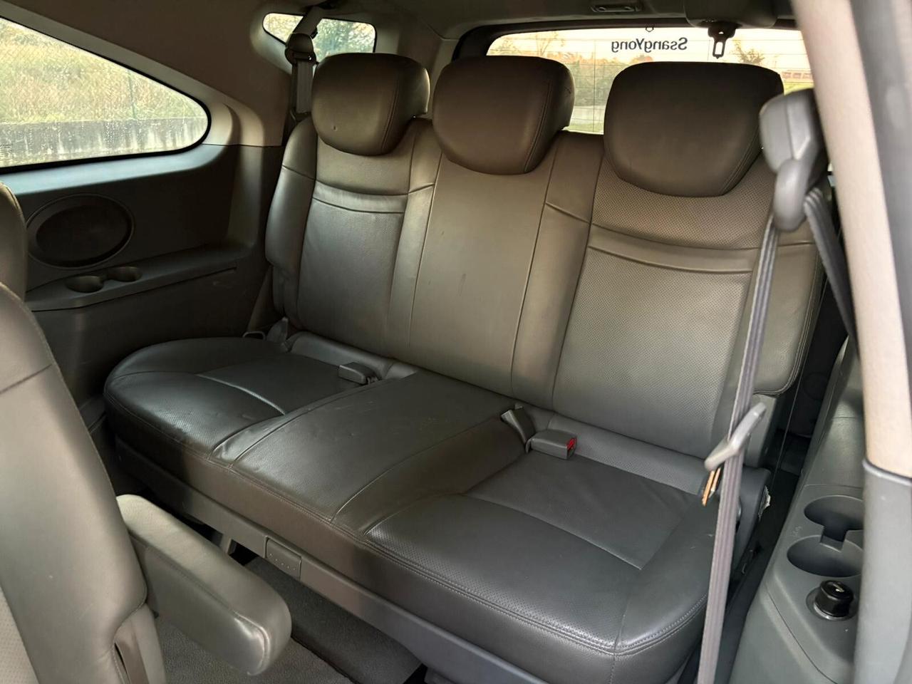 Ssangyong Rodius 2.7 XDi 4WD AUTOMATICA 7 POSTI