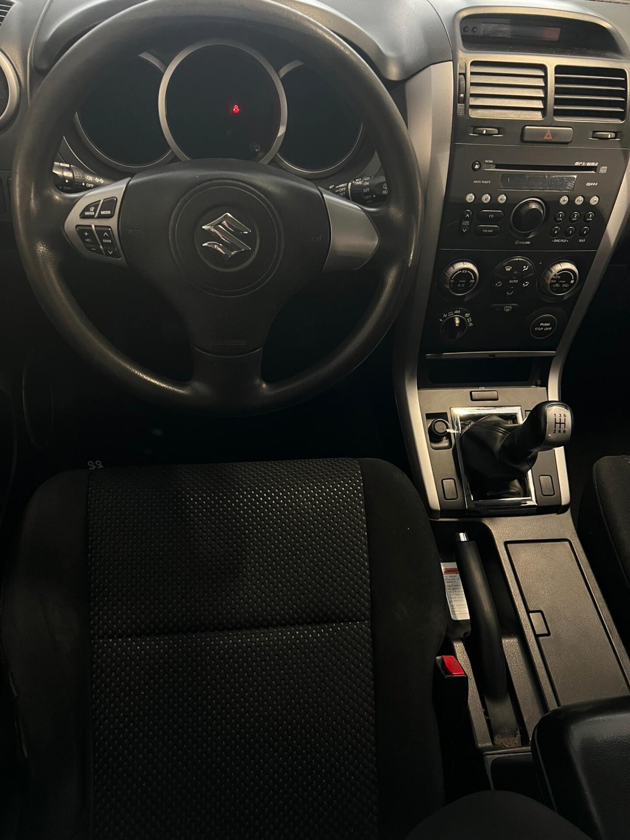 Suzuki Grand Vitara Grand Vitara 1.9 DDiS 4x4 GANCIO TRAINO/AHK Neopatentati