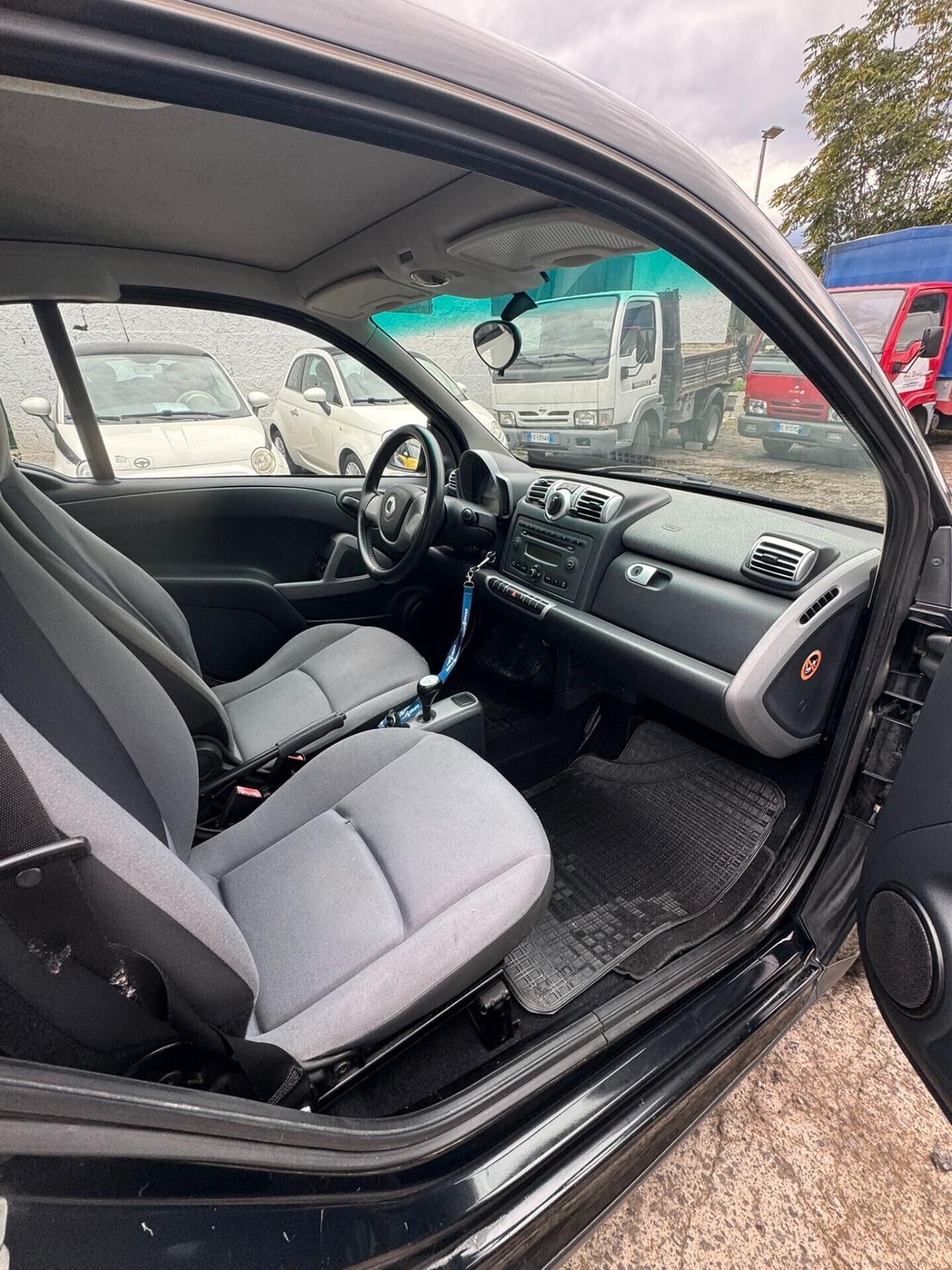 Smart ForTwo 1000 52 kW coupé limited one