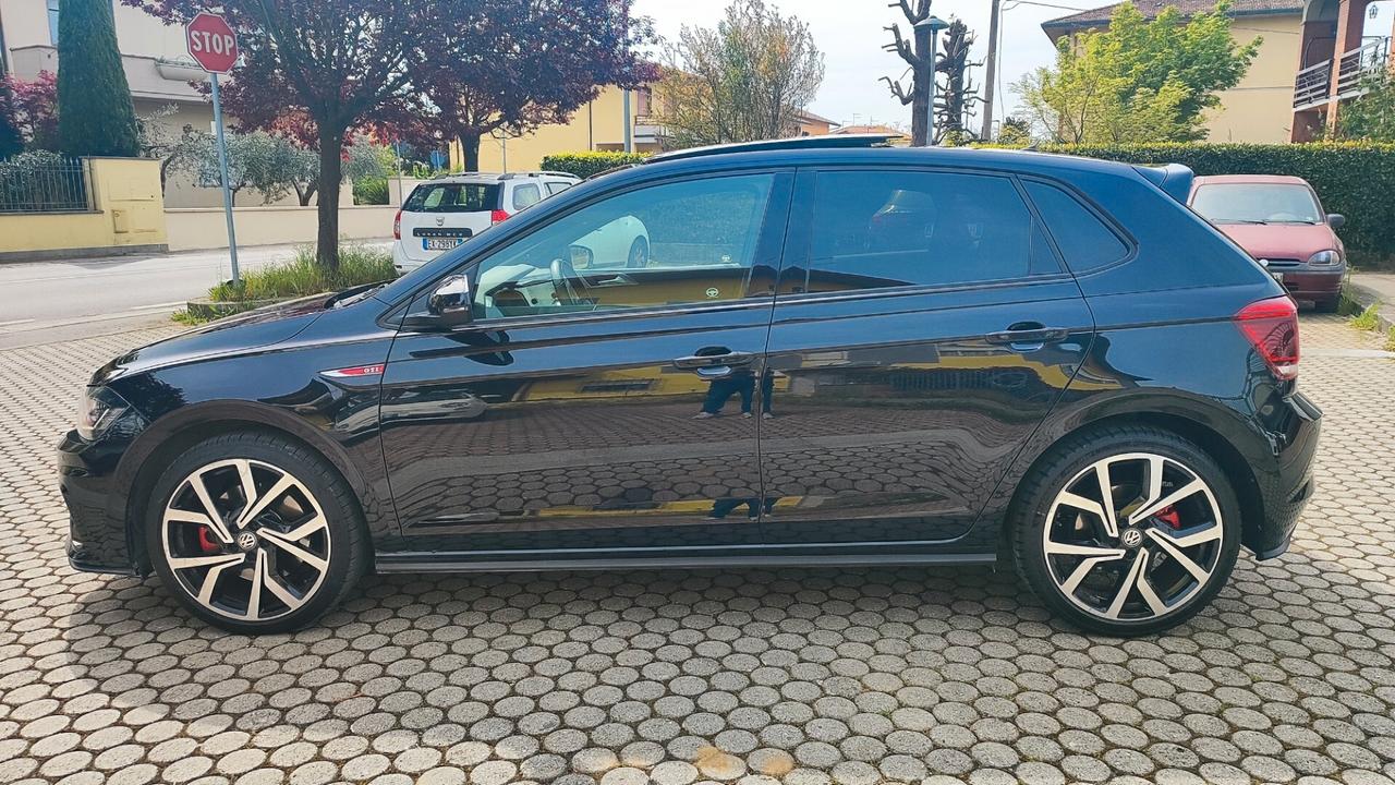 Volkswagen Polo 2.0 TSI DSG GTI BlueMotion Technology