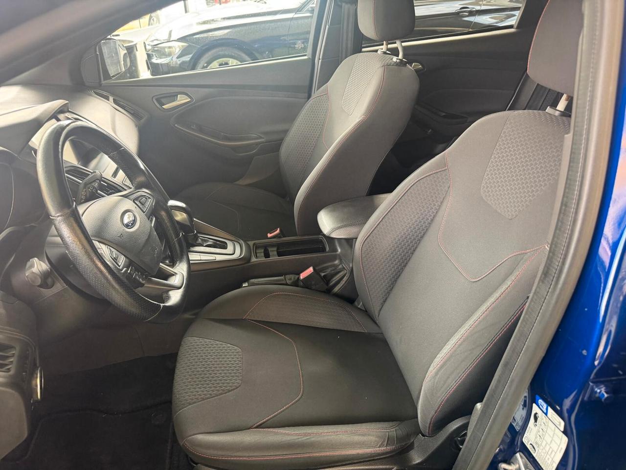 Ford Focus 1.5 TDCi 120 CV Start&Stop Powershift Titanium