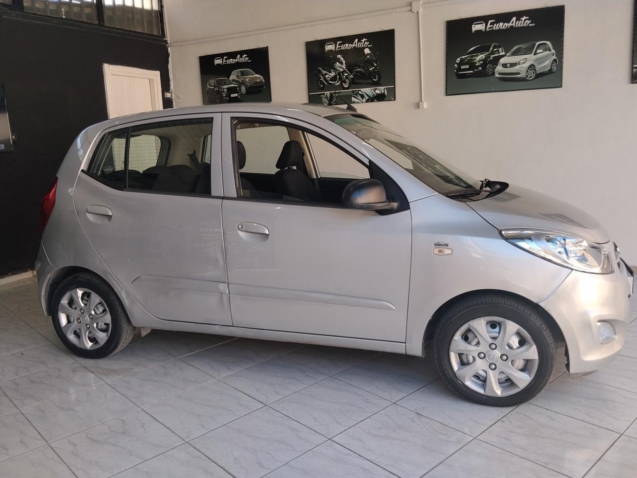 Hyundai i10 1.1 bnz/ GPL 2011 CON GARANZIA