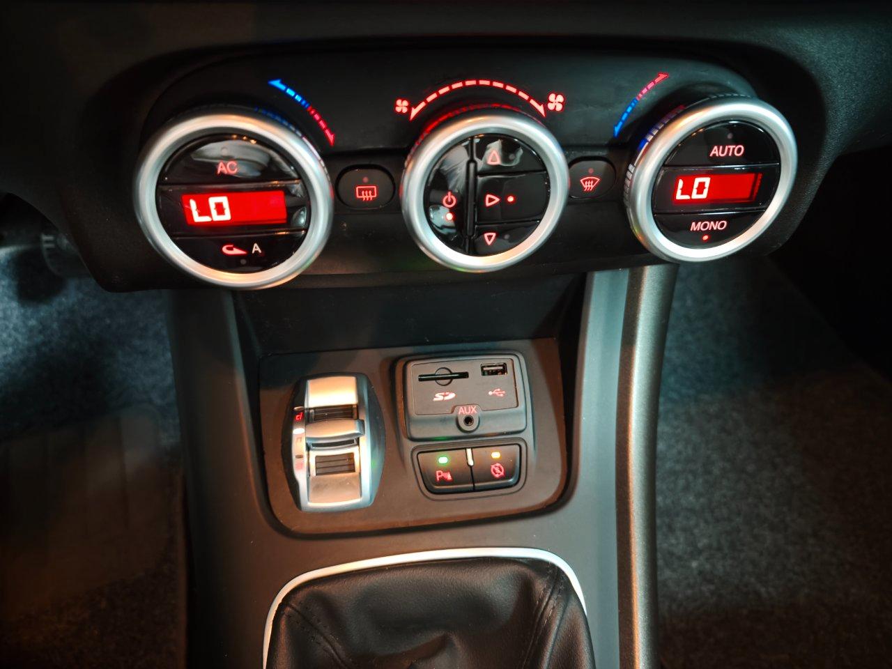 Alfa Romeo Giulietta 1.6 jtdm Distinctive 120cv LEGGI