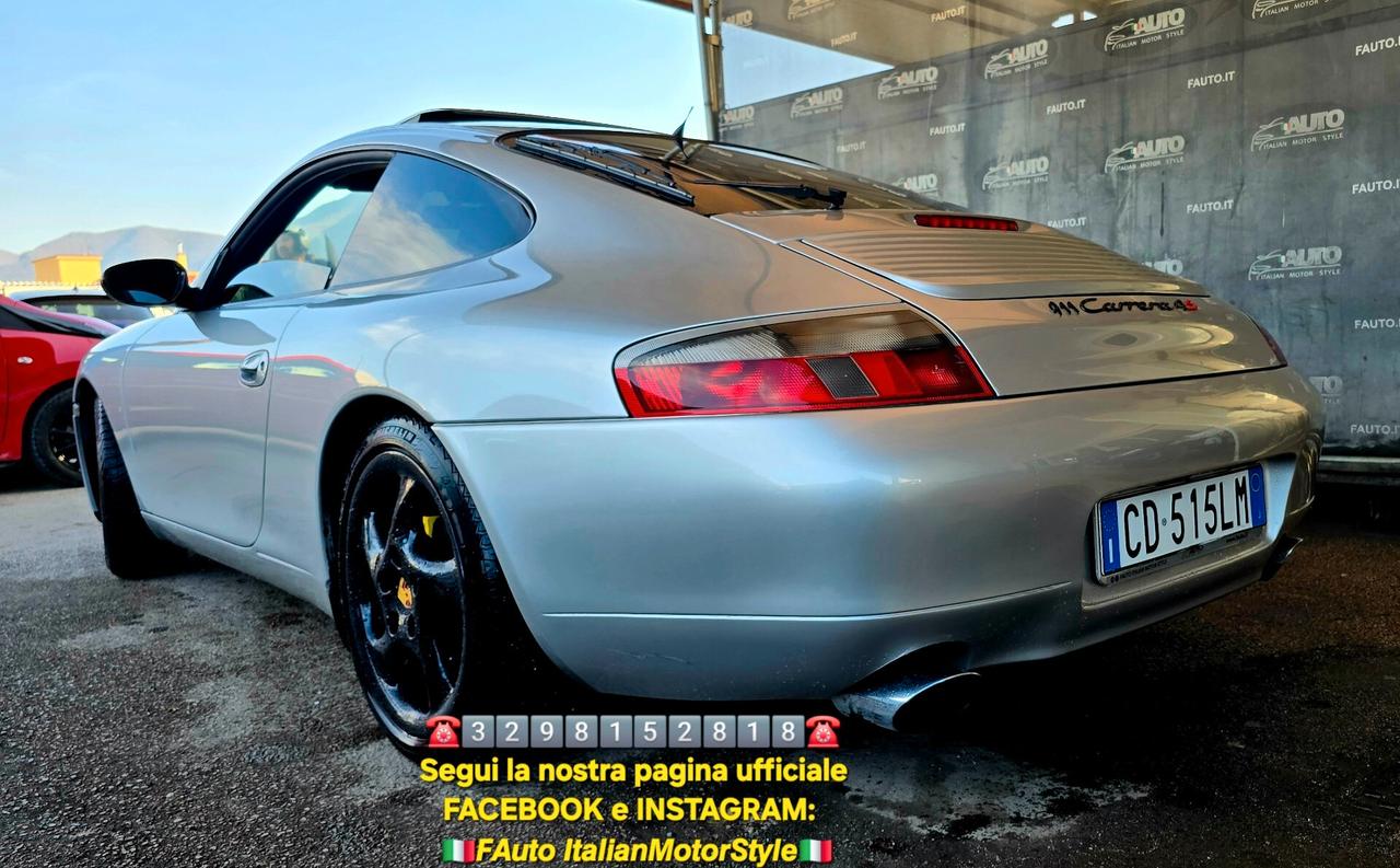 Porsche 996 CARRERA 4. 996