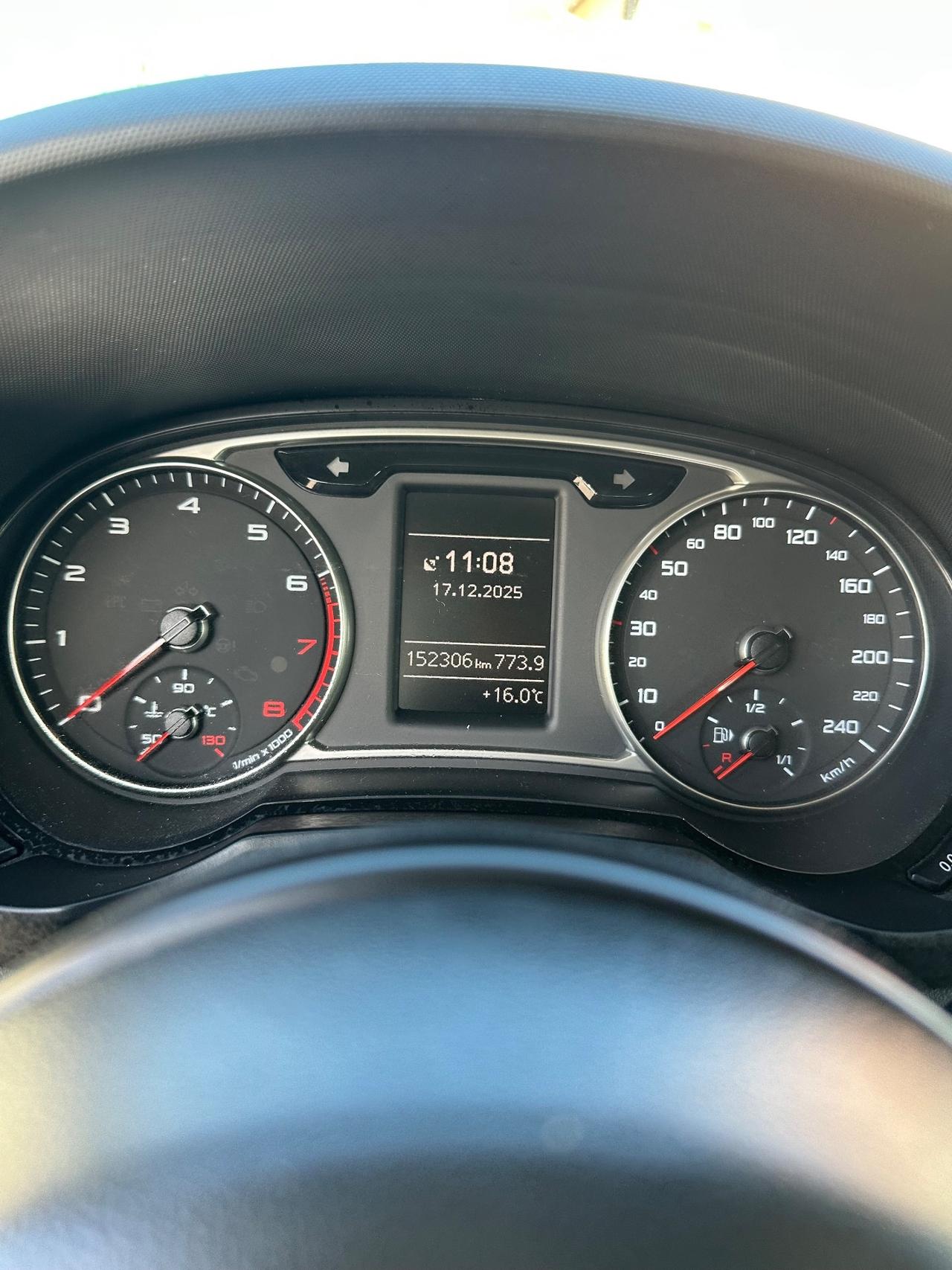 Audi A1 1.2 TFSI S line edition plus