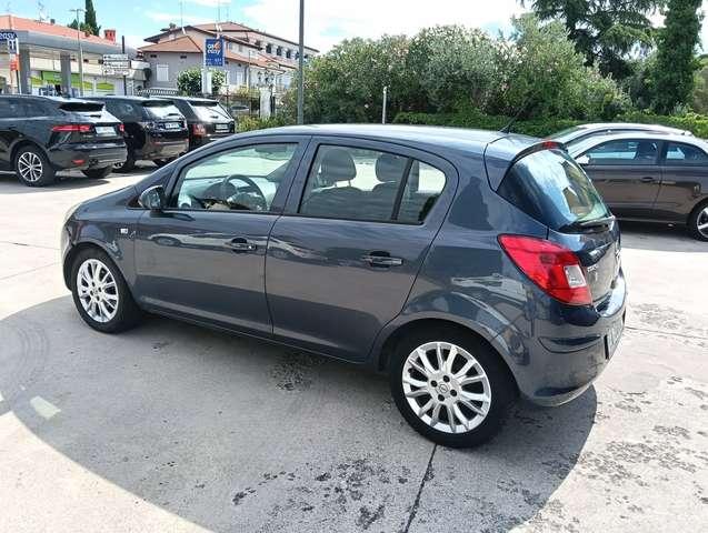 Opel Corsa 5p 1.2 Club Gpl-tech MANUALE