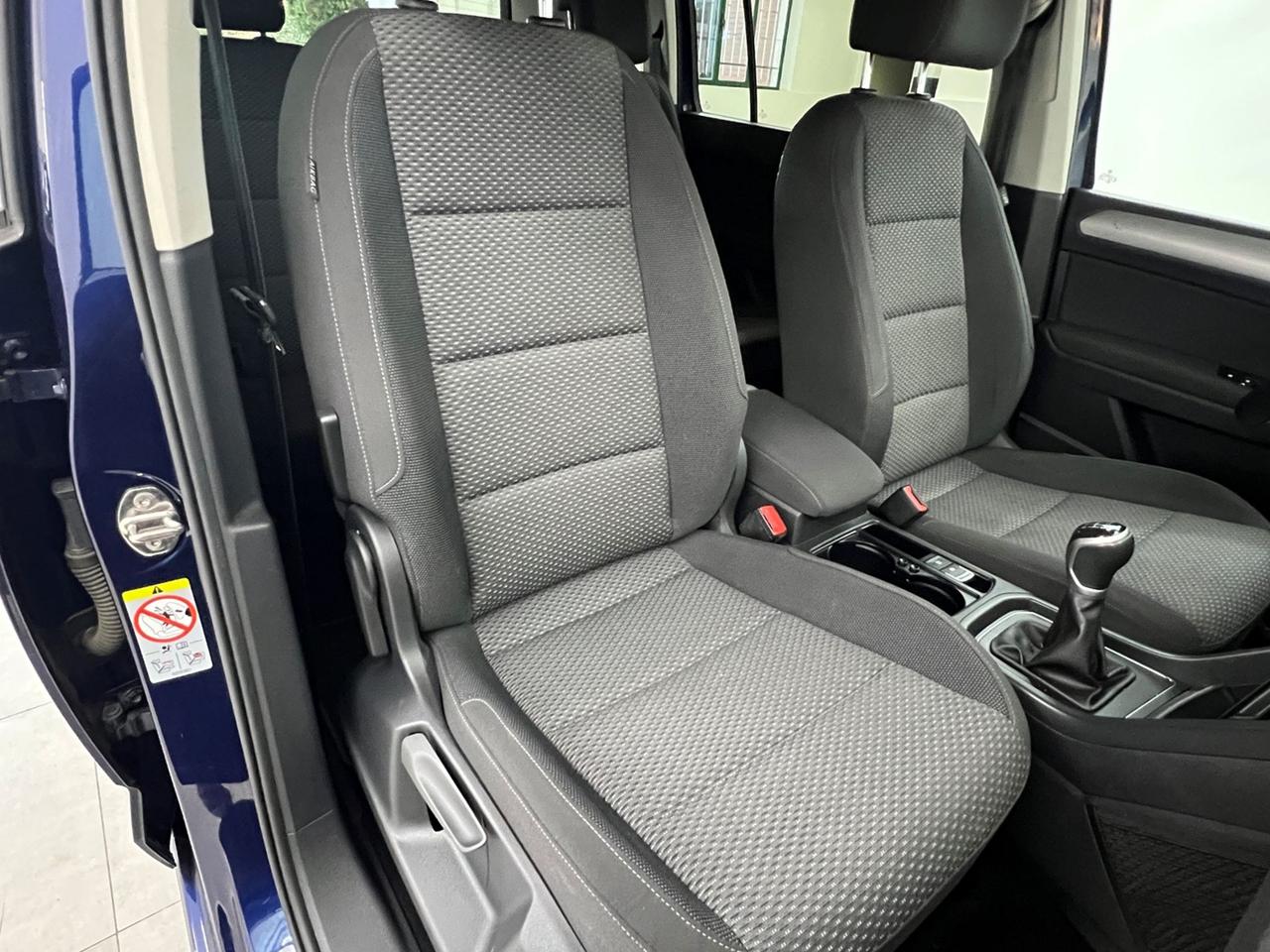 VOLKSWAGEN Touran III 2015 Touran 2.0 tdi Business 122cv