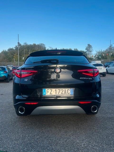 Alfa Romeo Stelvio 2.2 Turbodiesel 190 CV AT8 RWD Executive - 2019