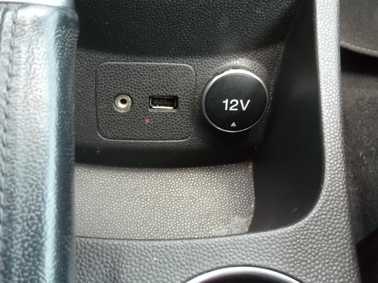 Ford Fiesta 1.0 EcoBoost 100CV 5 porte Titanium - 28
