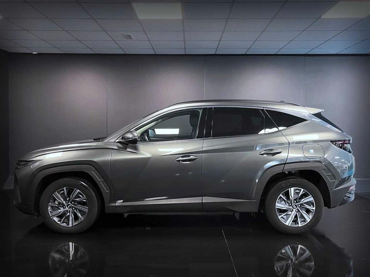 HYUNDAI TUCSON 1.6 T-GDI 48V DCT X LINE
