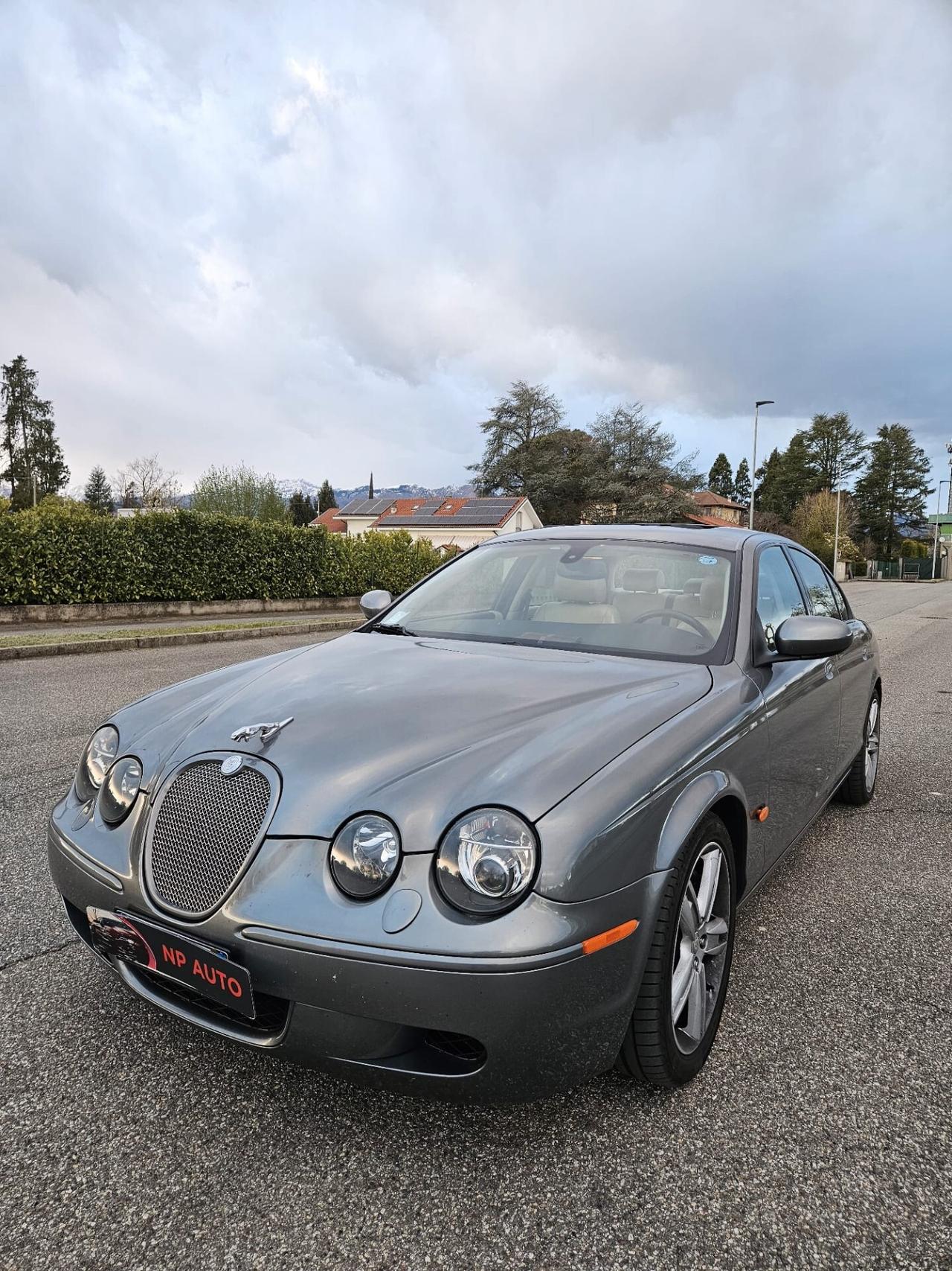 Jaguar S-Type 4.2 V8 cat R Super Charged
