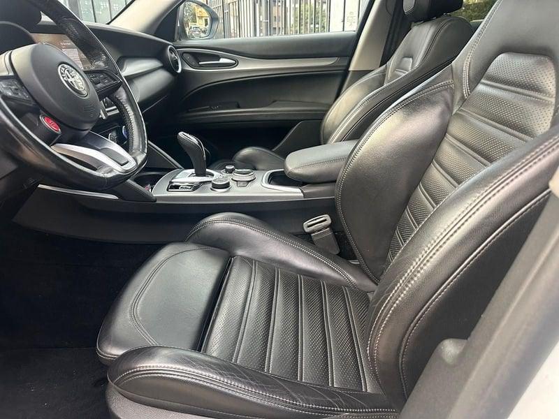 Alfa Romeo Stelvio Stelvio 2.2 t Veloce Q4 210cv auto