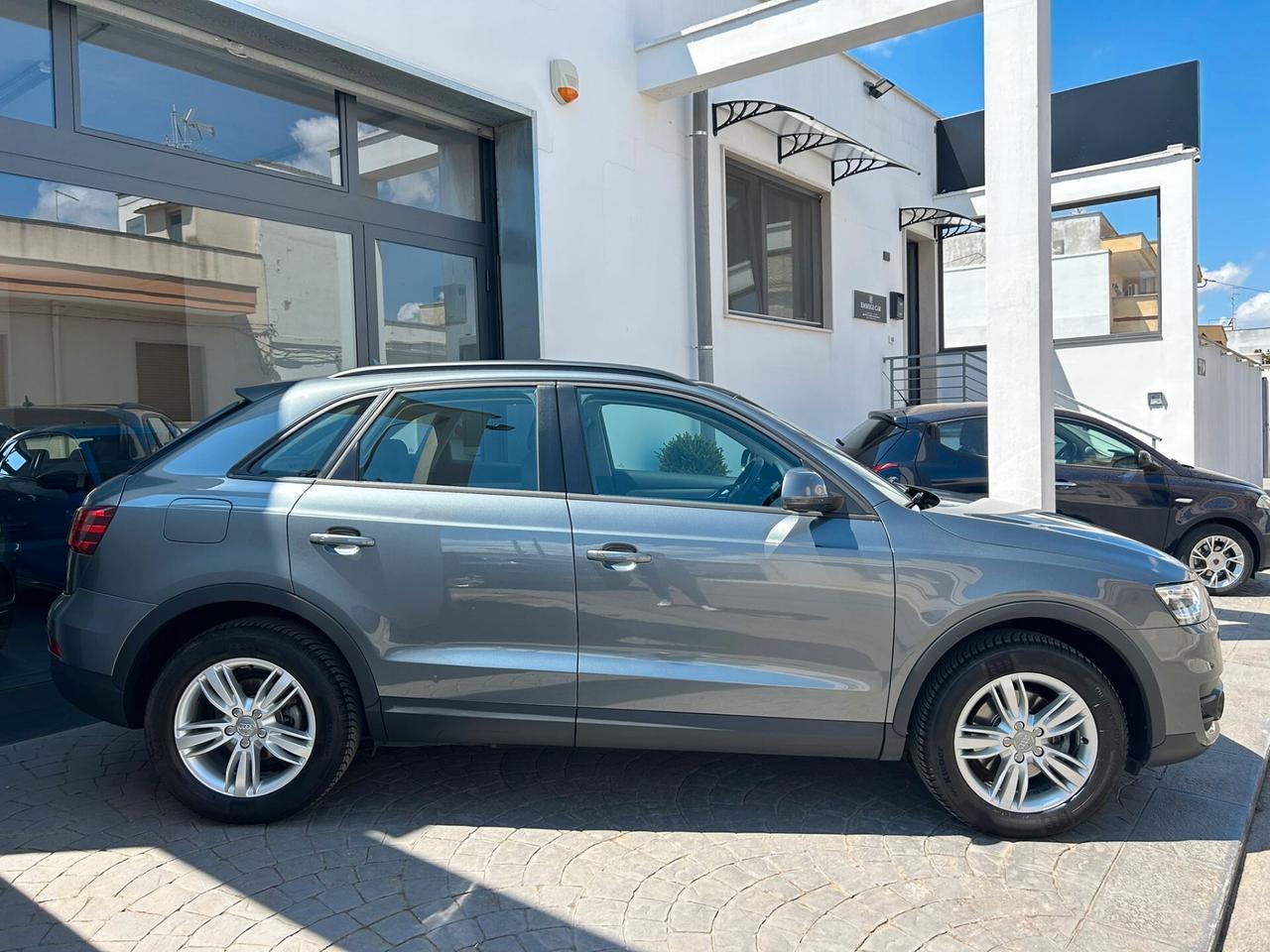 Audi Q3 2.0 TDI 140Cv STRONIC/TETTO Km101.000-2014