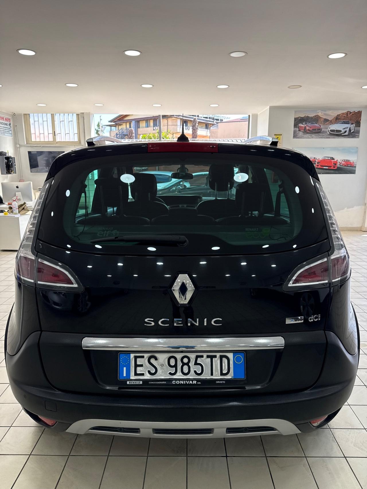 Renault Scenic xmod cross 1.5 dci