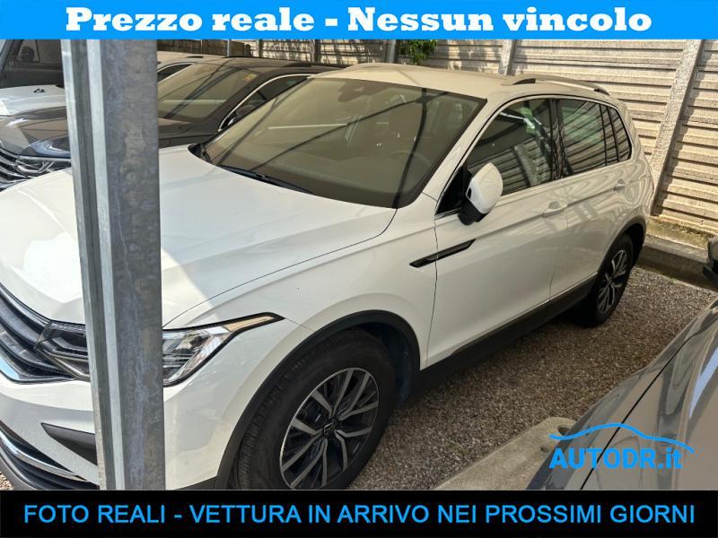 Volkswagen Tiguan 2.0 TDI 150cv DSG Life Virtual, Navi, Vetri oscurati
