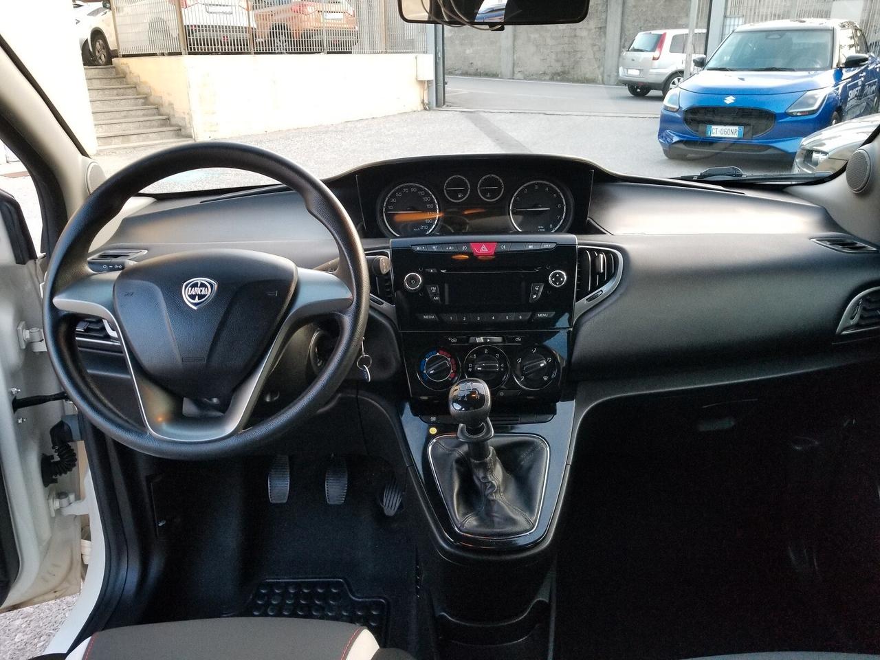 Lancia Ypsilon 1.2 69 CV 5 porte Elle