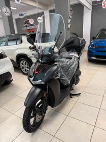 Honda SH 125 sport 60 euro al mese