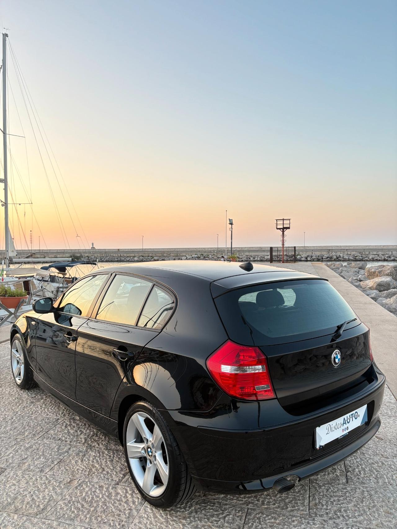 Bmw 116d 2.0 116CV total black