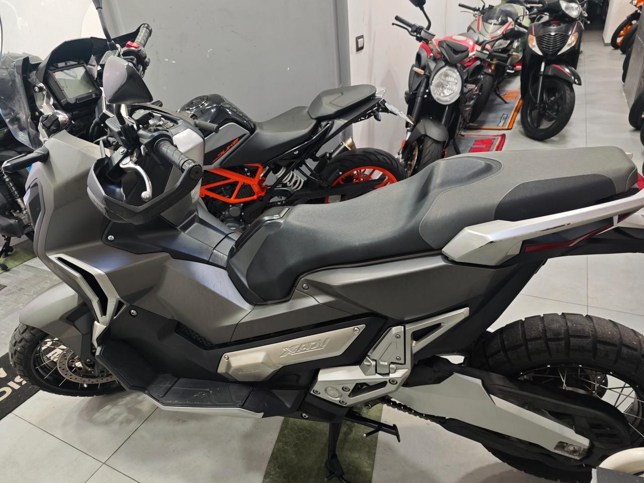 Honda X-ADV X adv