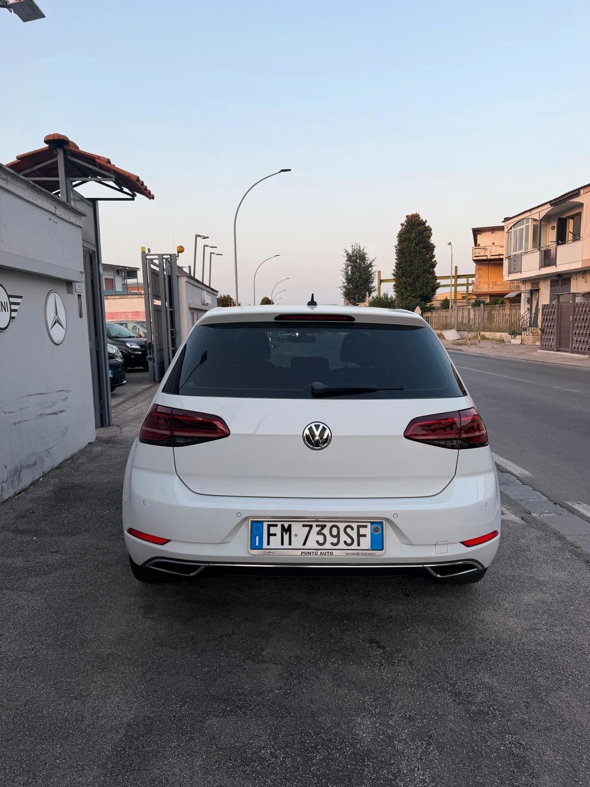 Volkswagen Golf VII 2017 5p 1.6 tdi Highline 115cv dsg
