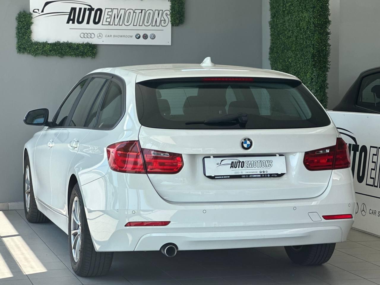 BMW 316d - Book Service Completo