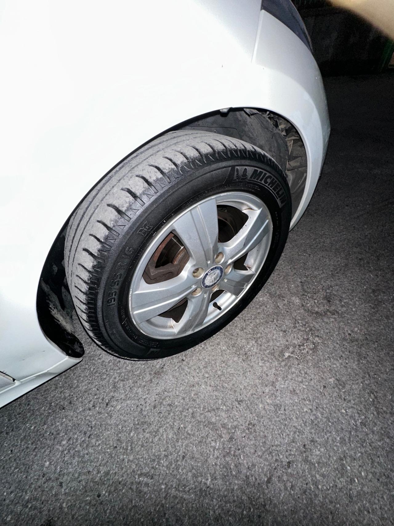 Mercedes-benz A 160 CDI BlueEFFICIENCY Avantgarde