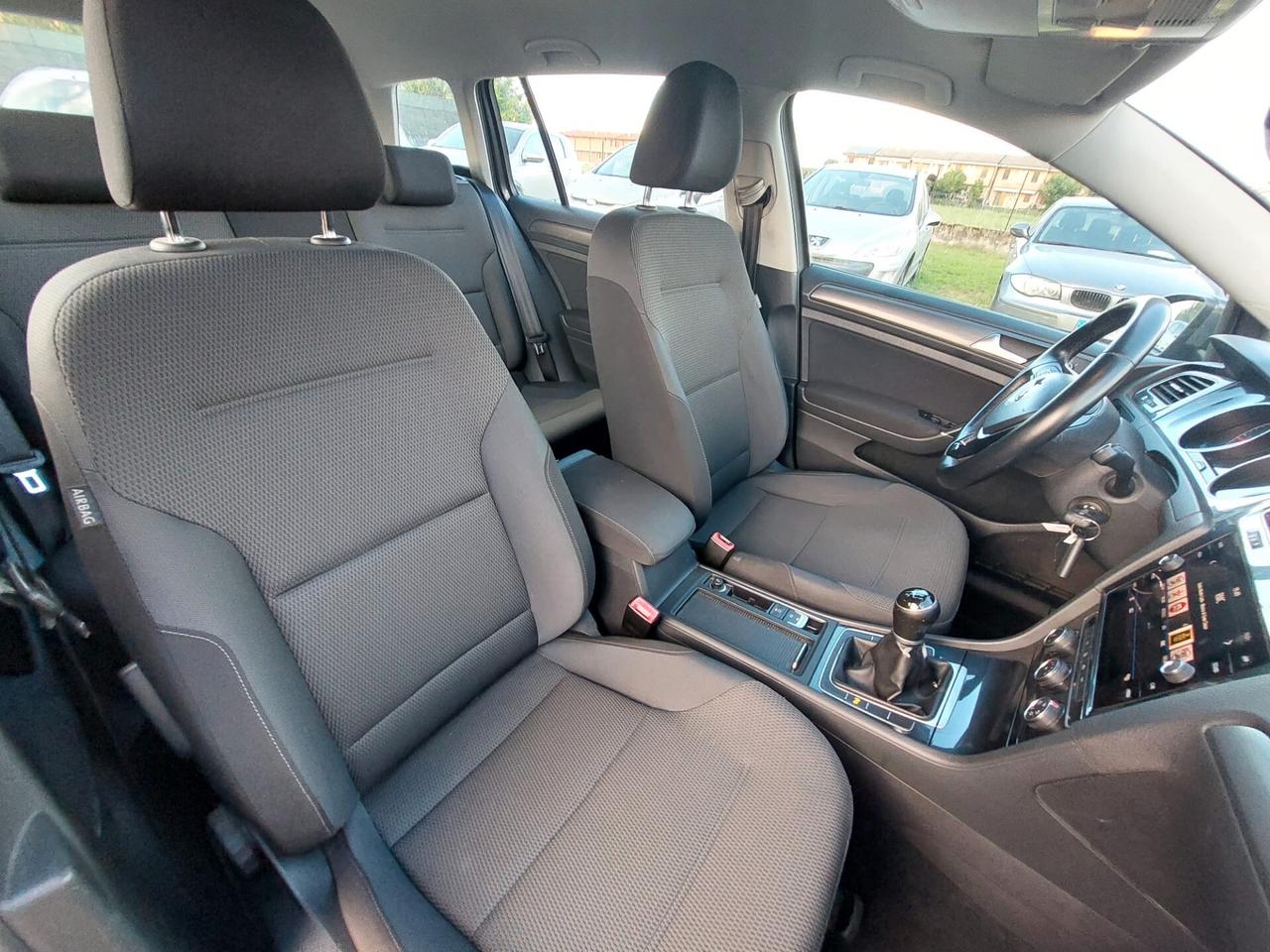 Volkswagen Golf Variant 1.6 TDI 115 CV DSG Business BlueMotion Tech.