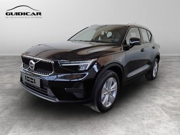 VOLVO XC40 CORE B3 AUT