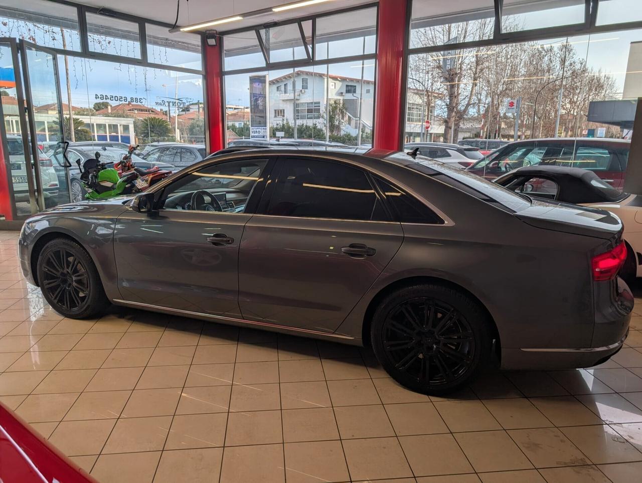 Audi A8 3.0 TDI 262 CV ultra quattro tiptronic