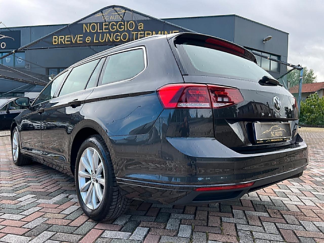 Volkswagen Passat Variant 2.0 TDI SCR CON FINANZIAMENTO