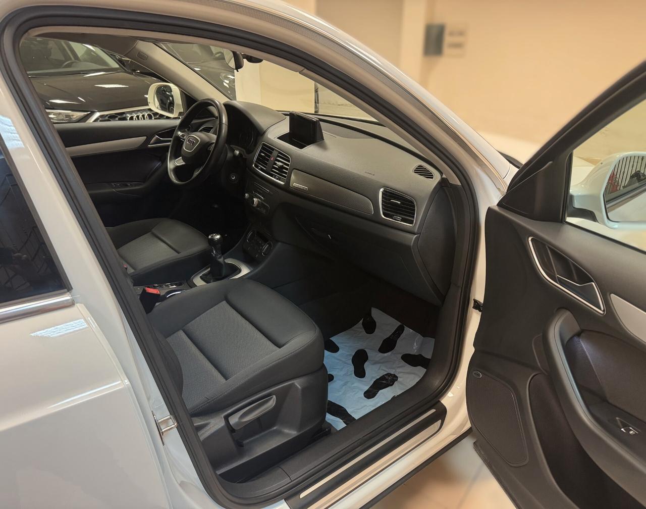 Audi Q3 2.0 TDI 120 CV Sport