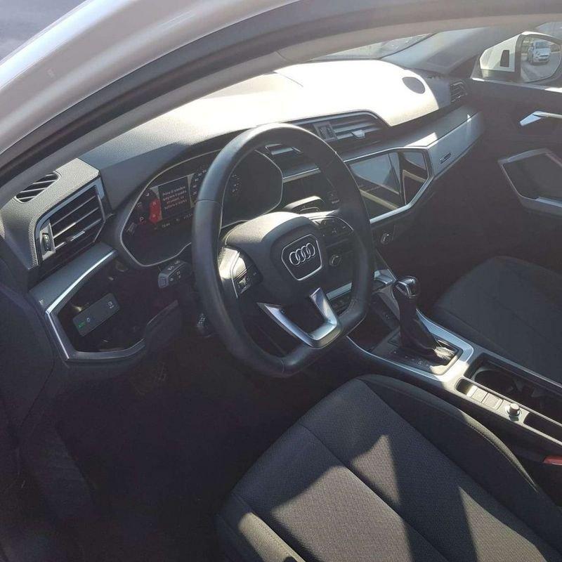 Audi Q3 Sportback 35 2.0 150 CV TDI Tronic Business Plus