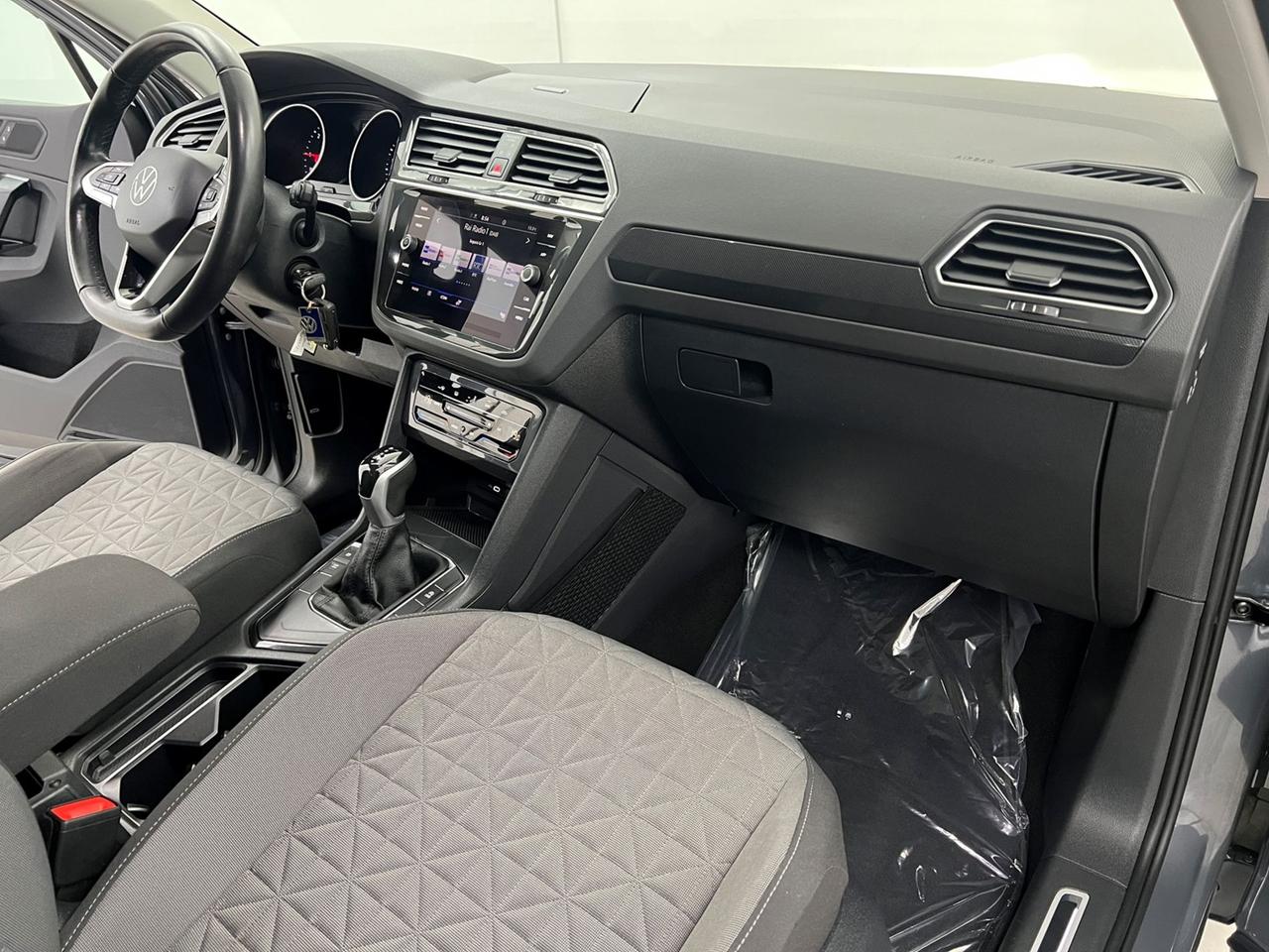 VOLKSWAGEN Tiguan II 2021 Tiguan 2.0 tdi Life 150cv dsg