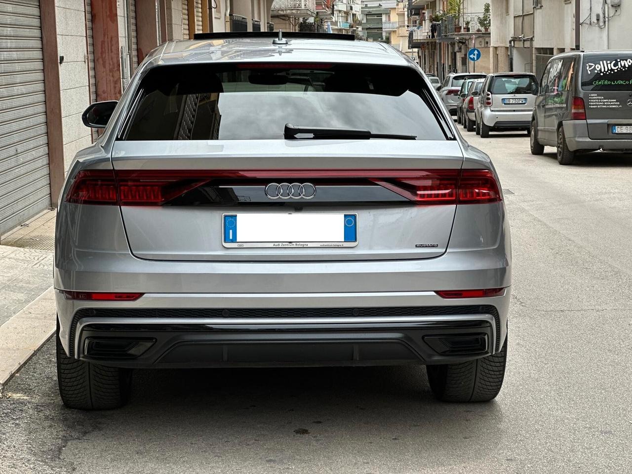 Audi Q8 50 TDI 286 CV quattro S Line TETTO/FULL