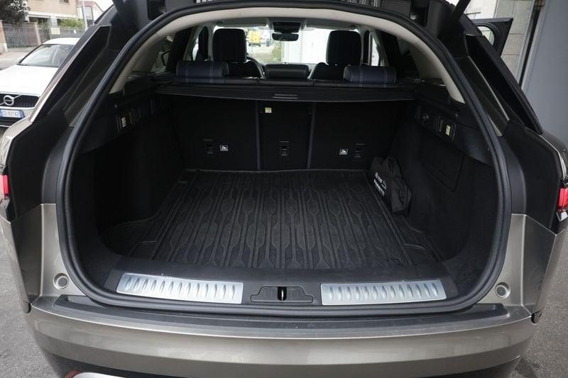 Land Rover Range Rover Velar Land Rover Range Rover Velar 3.0 V6 SD6 300 CV First Edition
