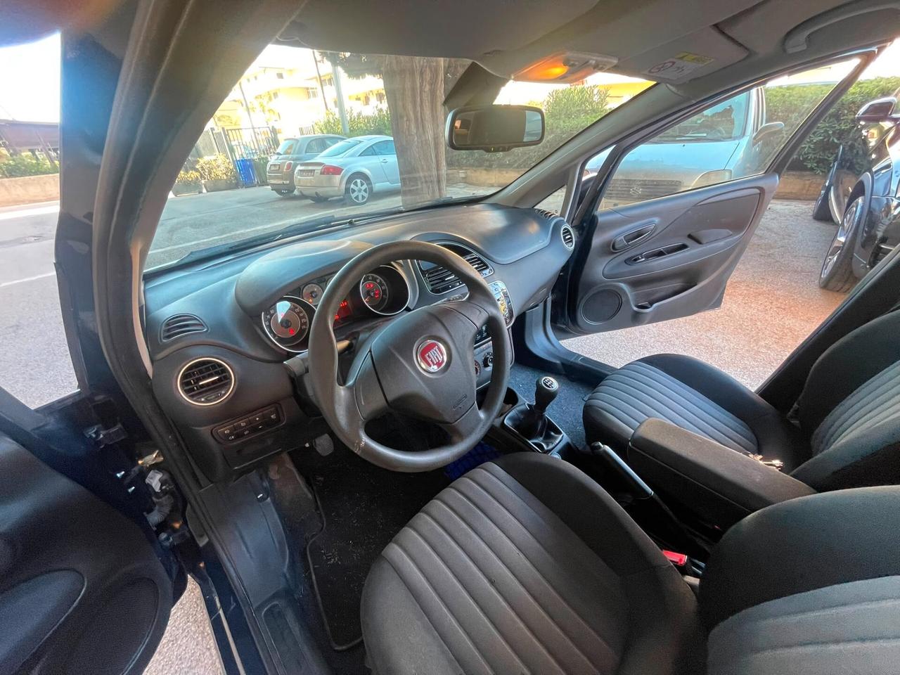 Fiat Punto 1.3 MJT II S&S 95 CV 5 porte Street