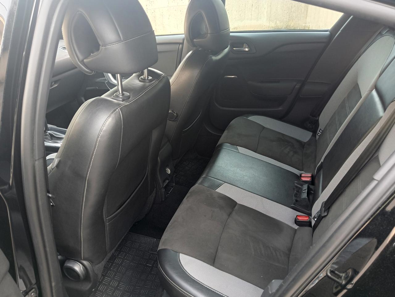 Ds DS4 4 BlueHDi 100 Business