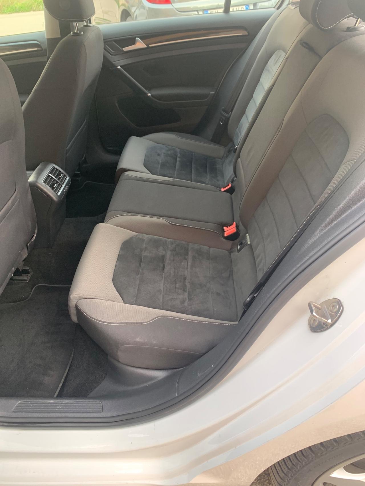 Volkswagen Golf 1.6 TDI 5p. Highline BlueMotion Technology