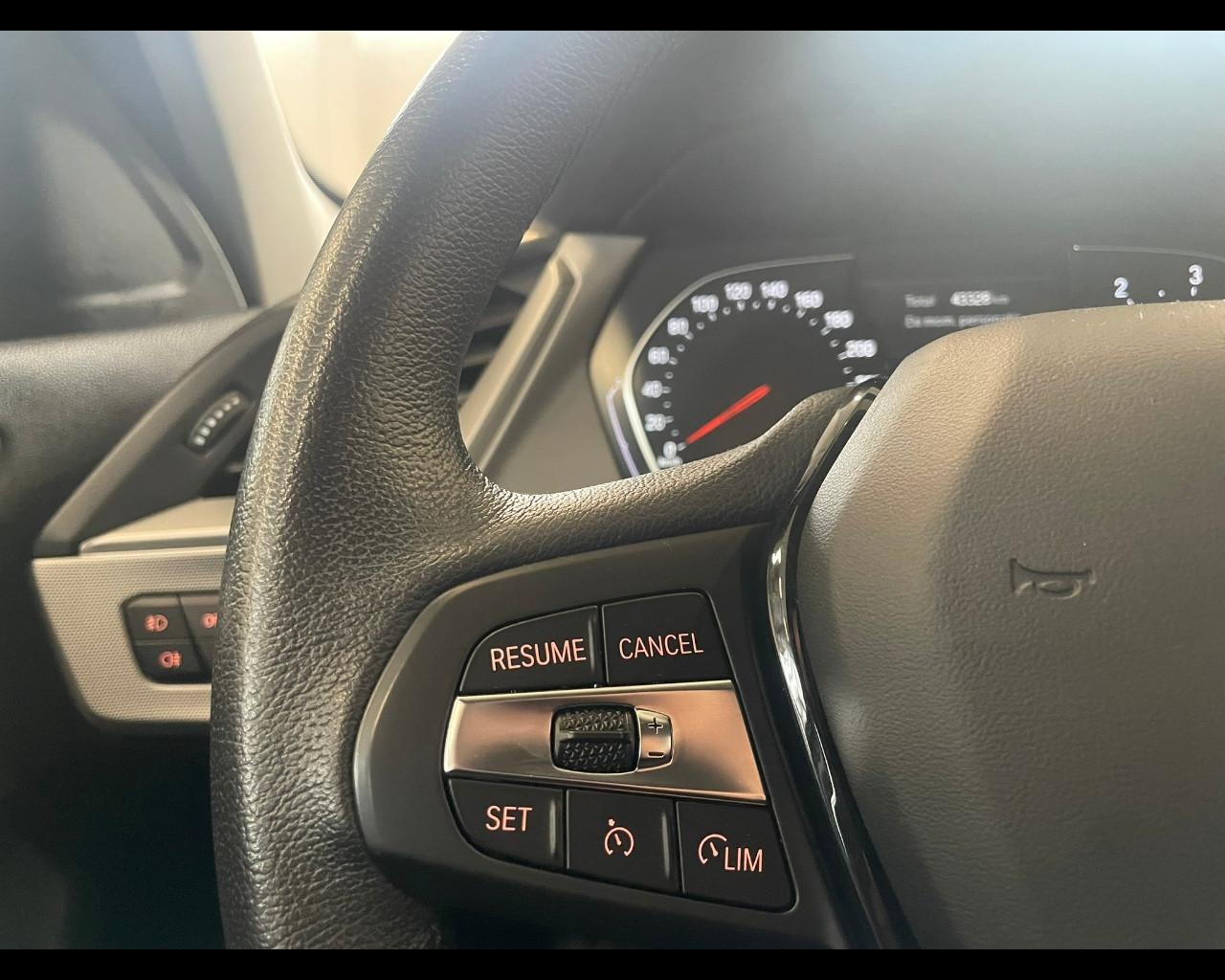 BMW Serie 1 (F40) - 116d 5p. Msport Exterior