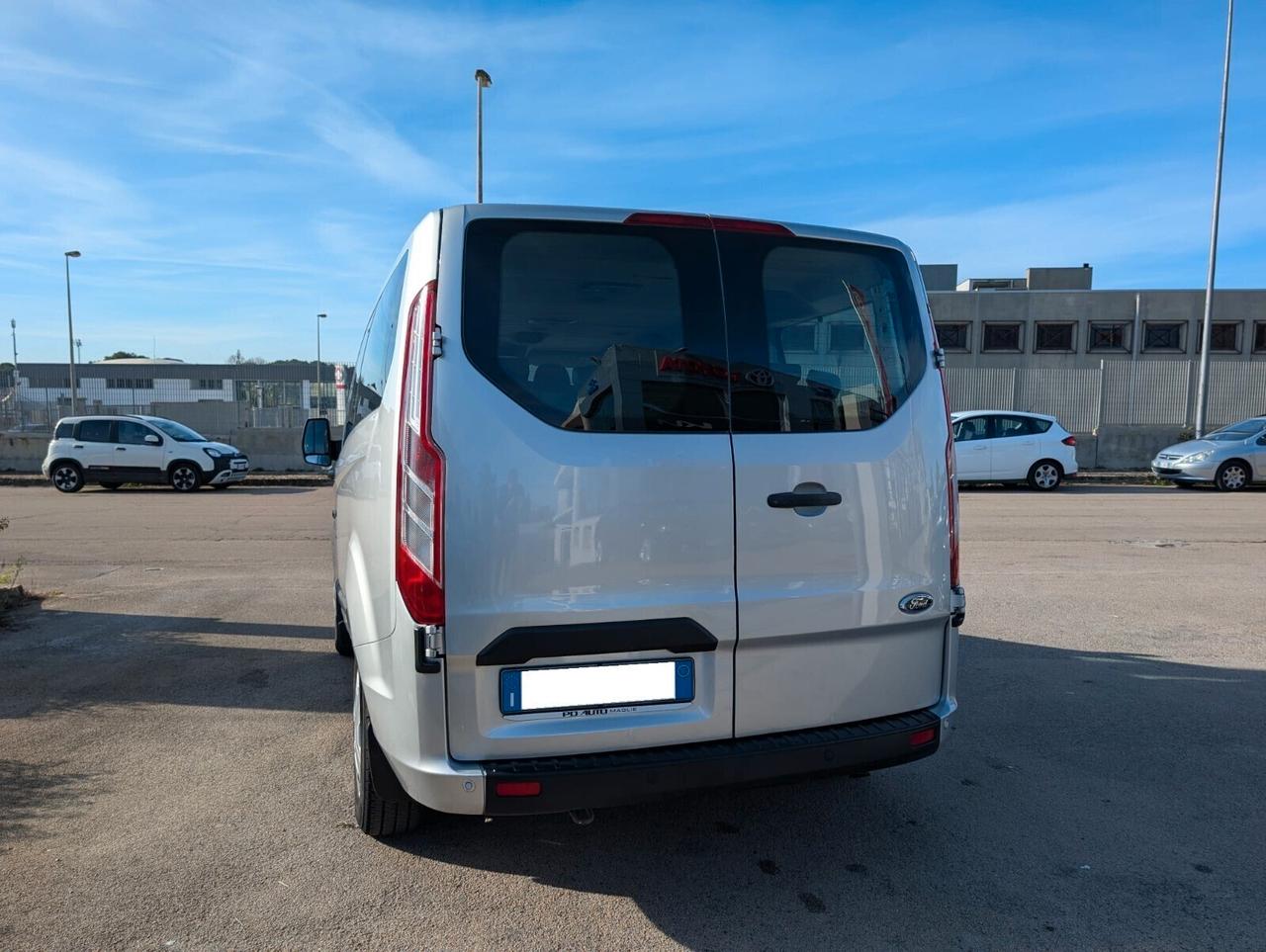 Ford Tourneo Custom 320 2.0 TDCi 130CV Trend