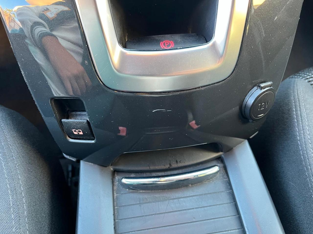 Peugeot 5008 1.6 e-HDi 115CV Stop&Start cambio robotizzato Active