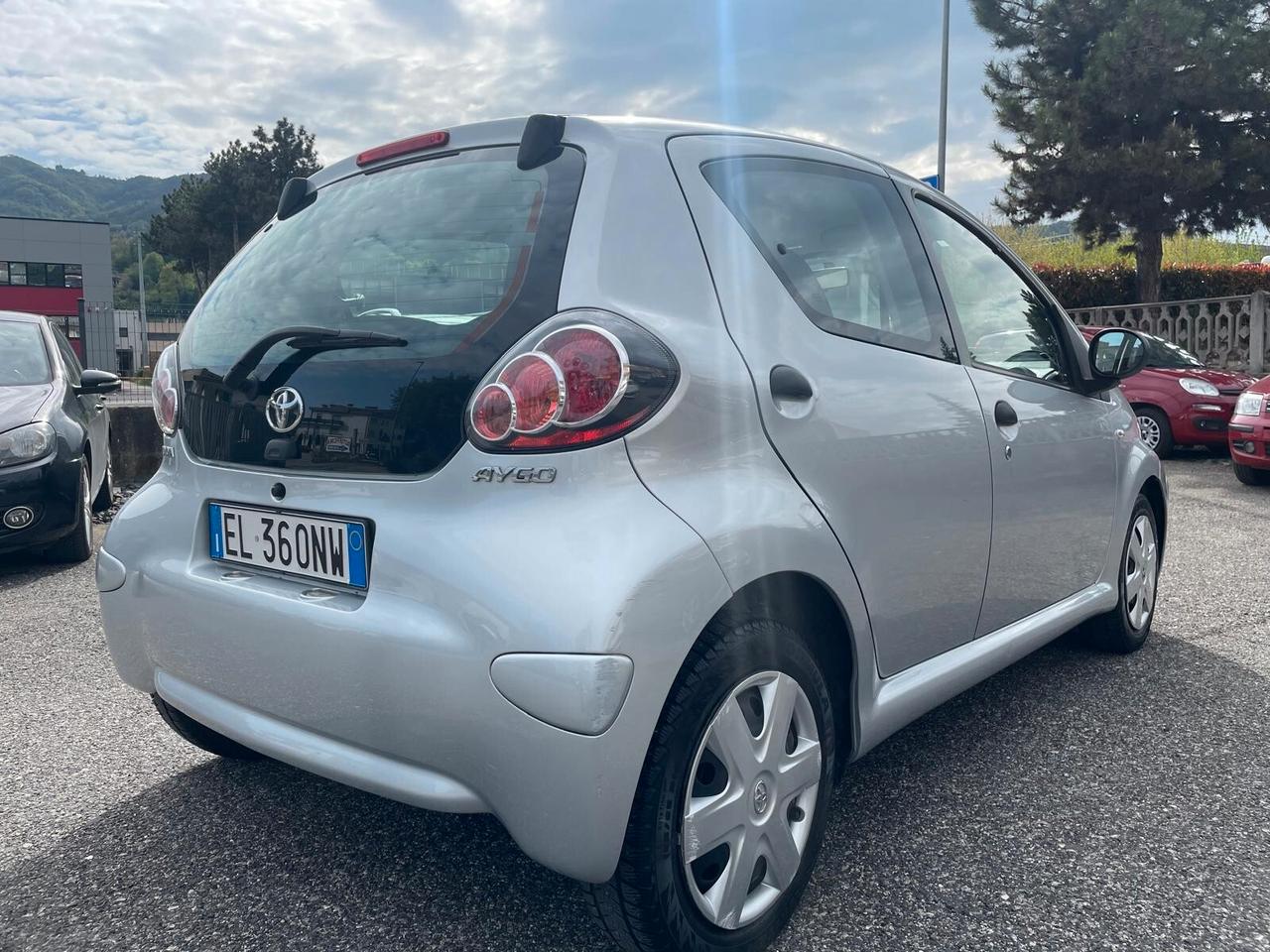 Toyota Aygo 1.0 Benzina – Neopatentati – Solo 85.745 km!